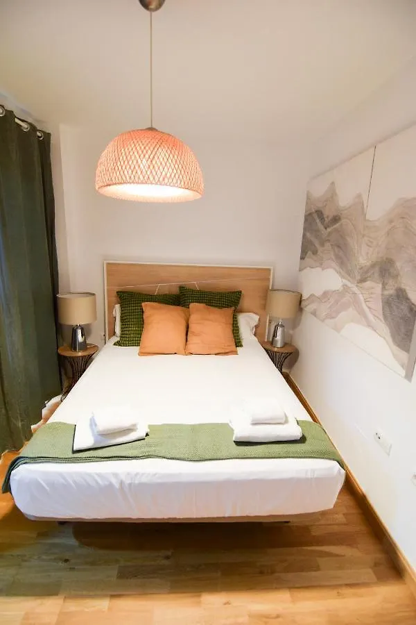 Letmalaga Carreteria Apartment Malaga